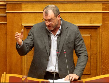 Εκτός Λαϊκού Συνδέσμου ο βουλευτής Ευβοίας Νίκος Μίχος (φωτό)